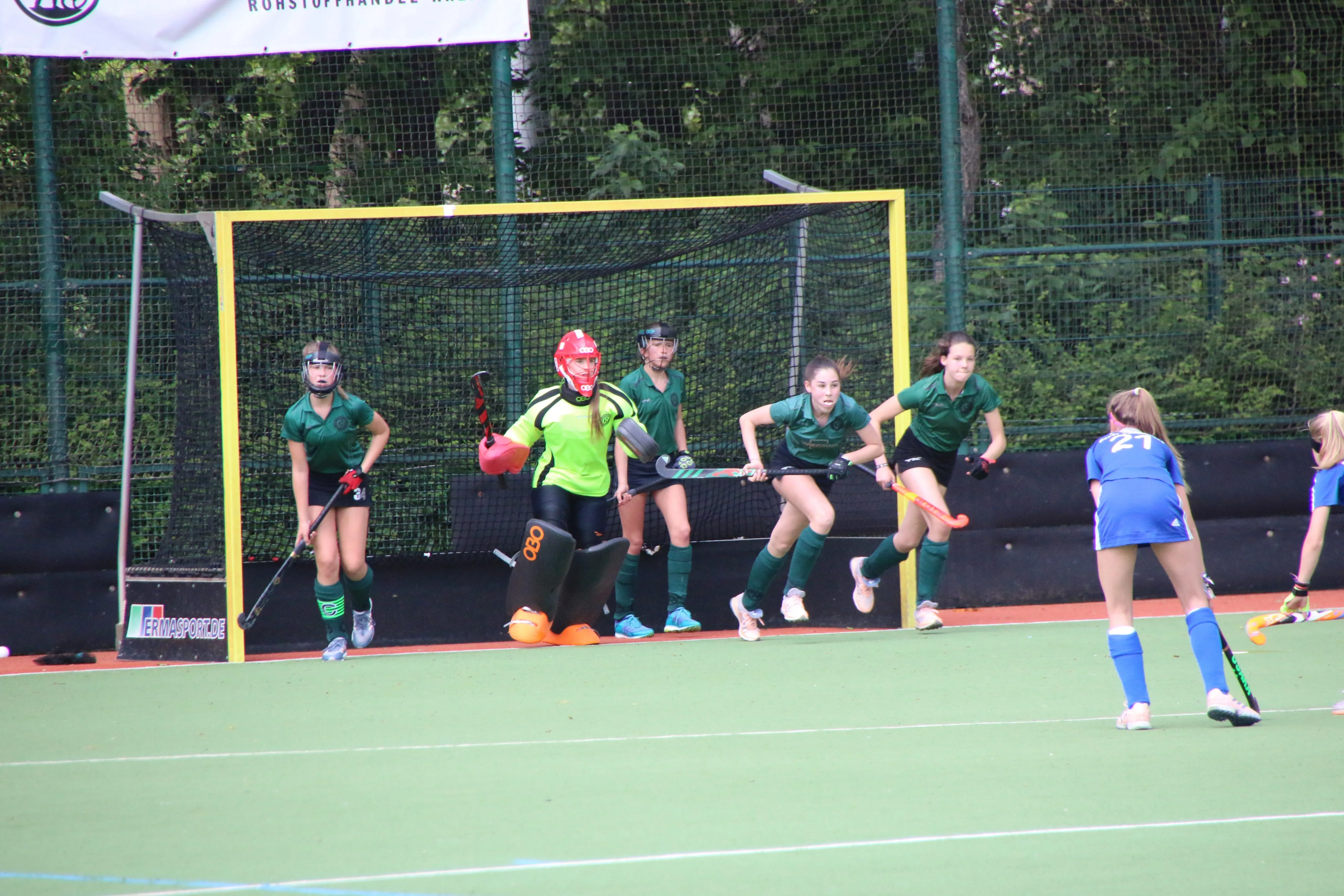 2. Spieltag Mädchen A RL gegen den RHTC Leverkusen endet 6:0