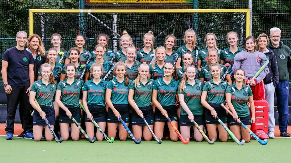 Saisonstart der 1. Damen am Samstag