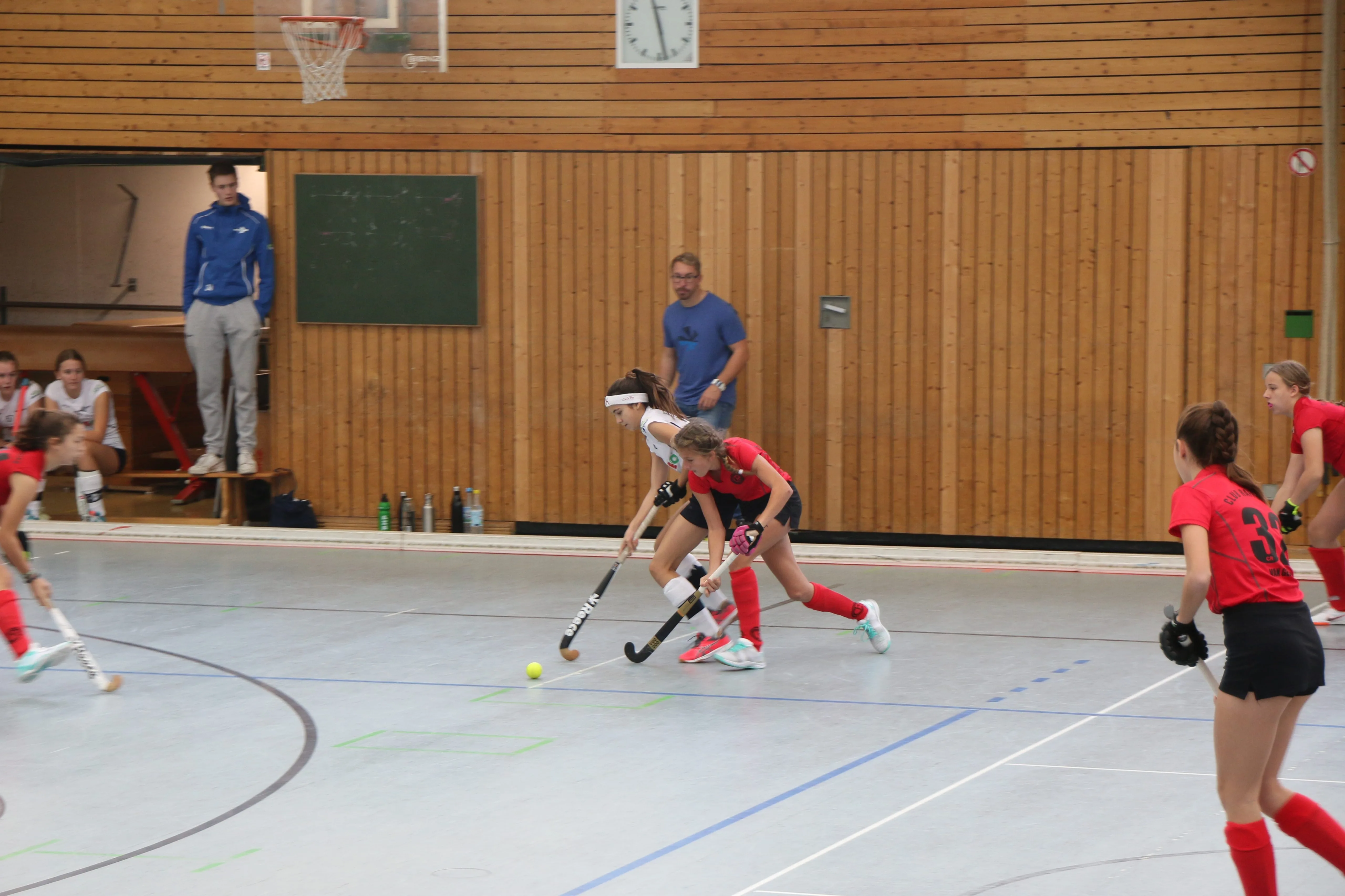 Erfolgreicher Auftakt in die Hallensaison – A-Mädchen siegen beim Juniorcup in Ludwigsburg