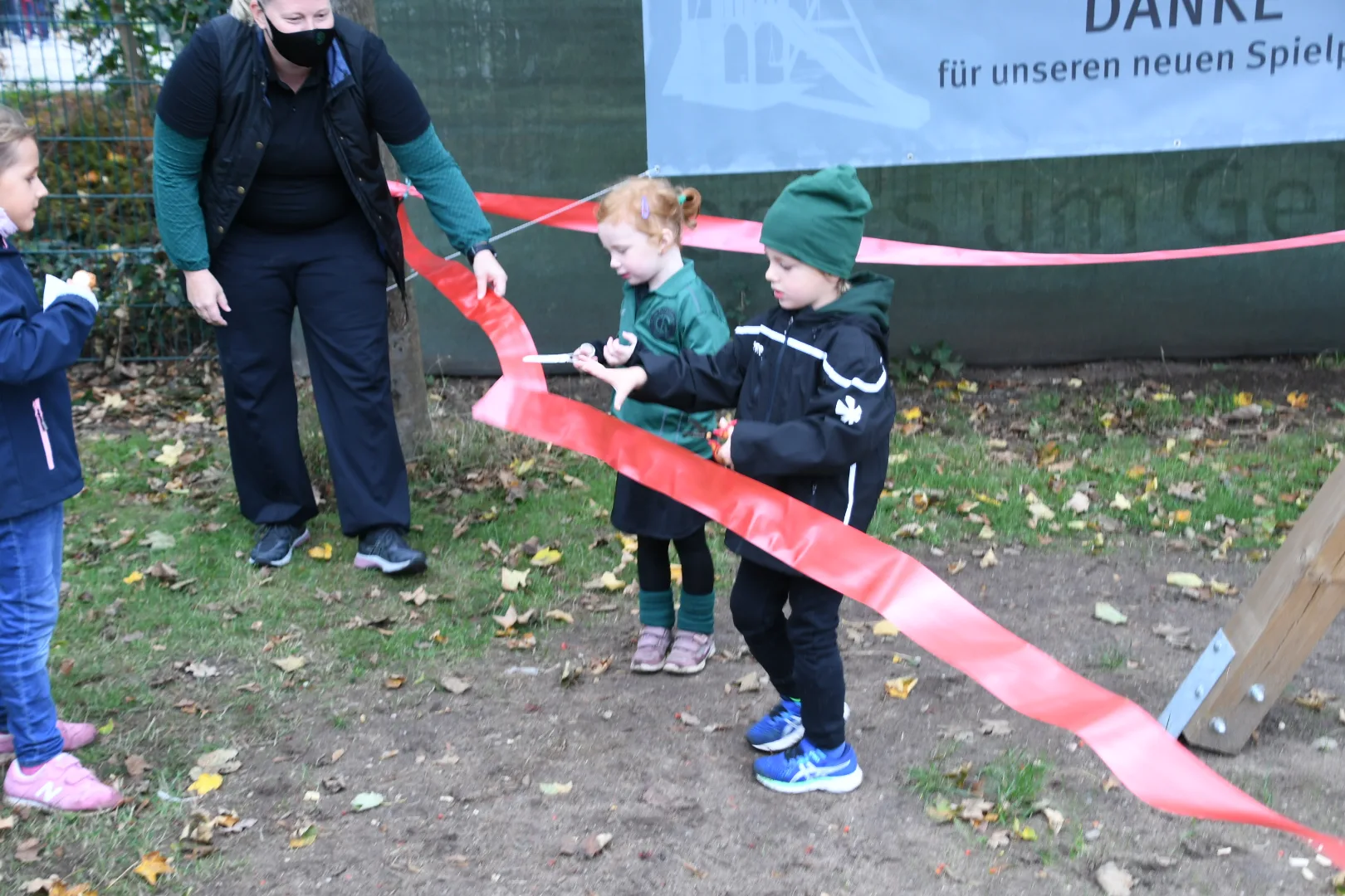 Unser neuer CR Spielplatz wurde offiziell eingeweiht