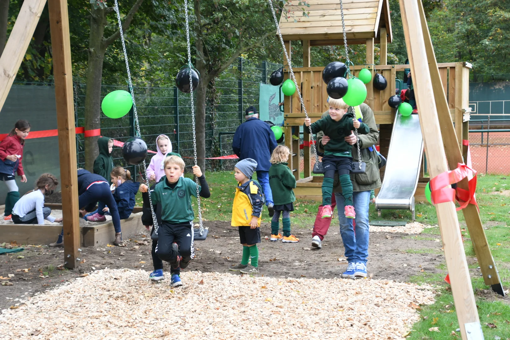 Unser neuer CR Spielplatz wurde offiziell eingeweiht