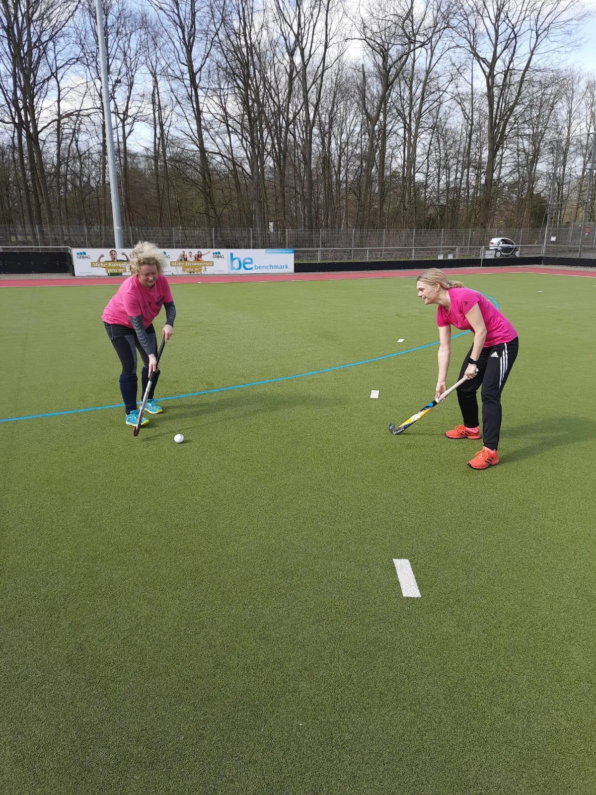 Pink gegen Rassismus