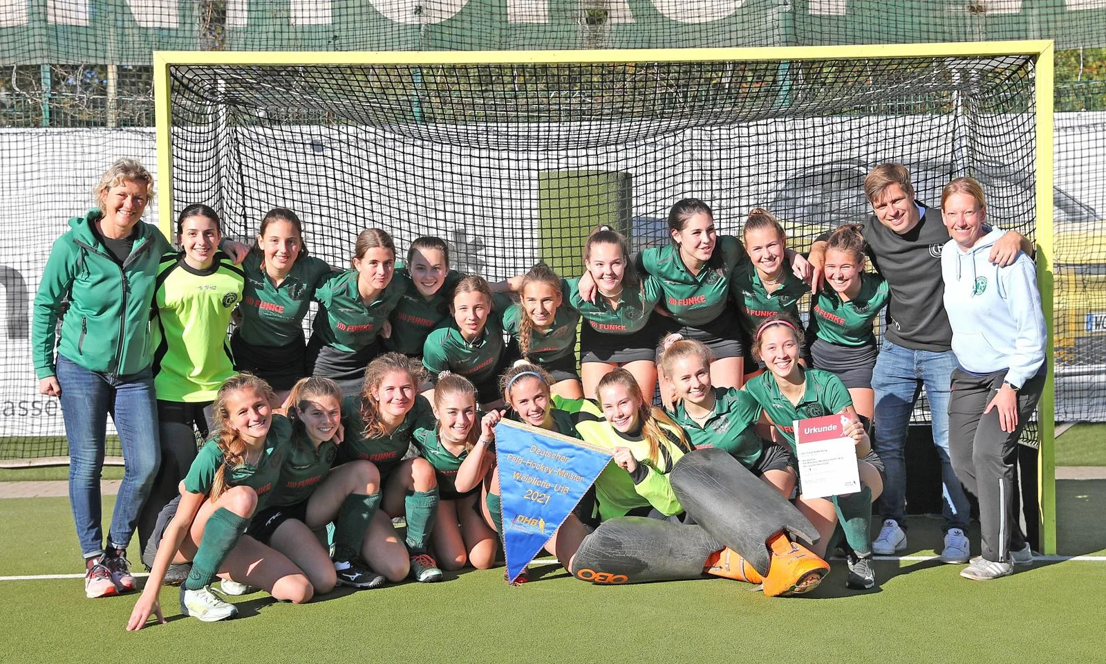 Weibliche U16 holt 30. DM-Titel für den Club Raffelberg