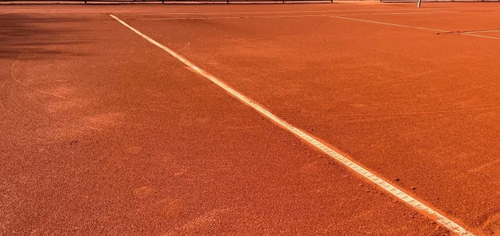 Auf die Plätze, fertig, los! Öffnung der Tennis-Außenplätze