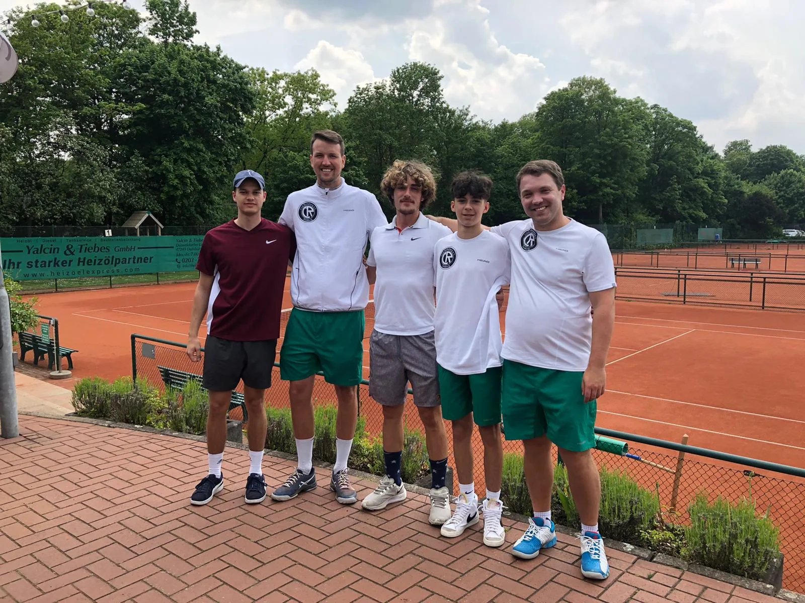 Erwachsenenteams