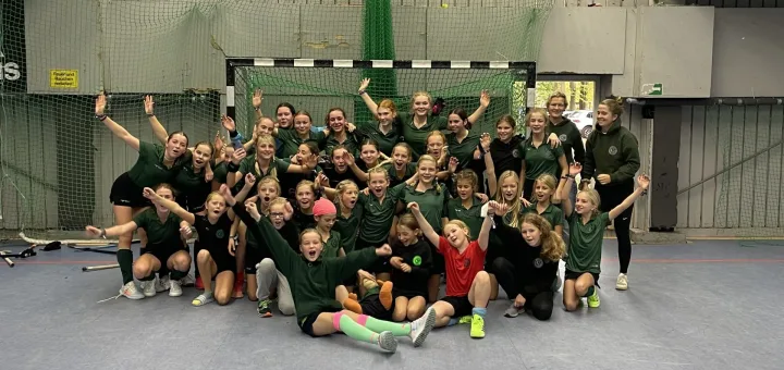 CR Mädels gewinnen den Mädchen-Team-Cup in Hannover