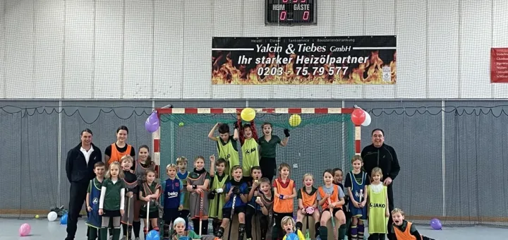 Weihnachtstraining der U8 mit Hockeydisco