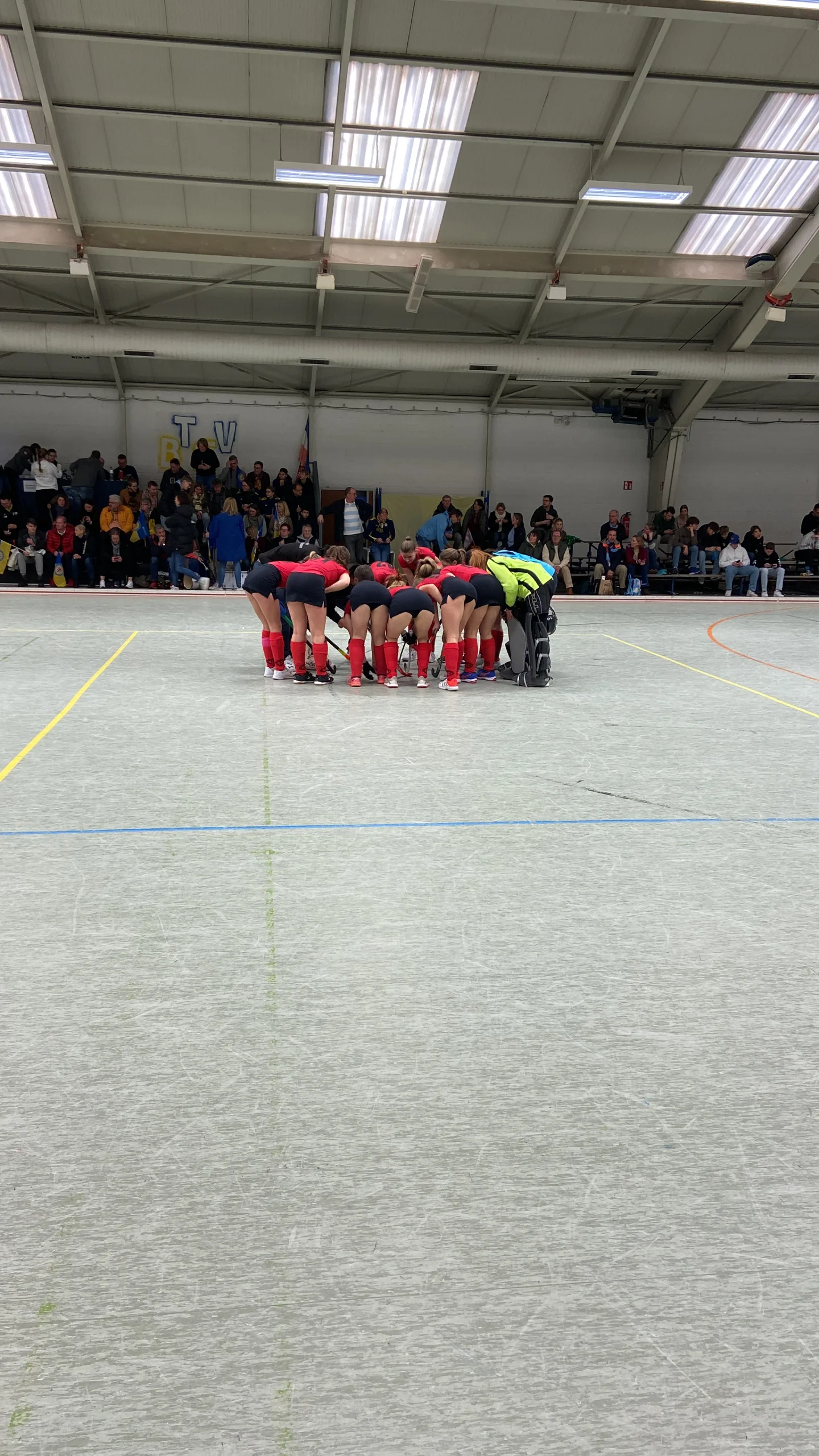 Unsere Weibliche U16 gehört zu den Top-5-Hallenteams 2022/23