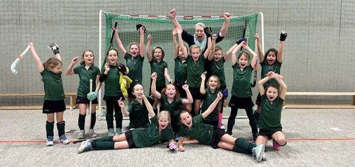 WU8 zu Gast beim Zebra Cup