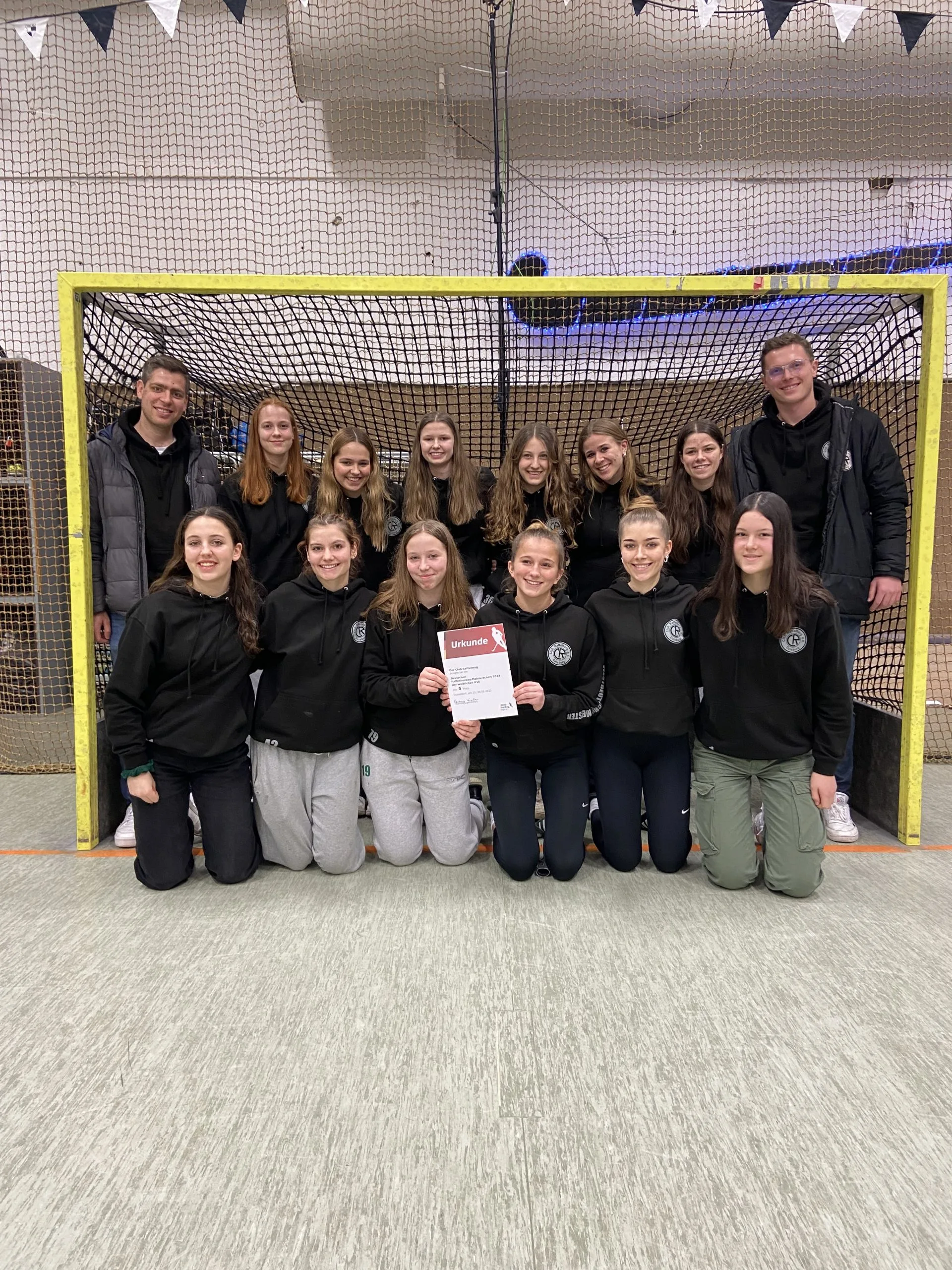 Unsere Weibliche U16 gehört zu den Top-5-Hallenteams 2022/23