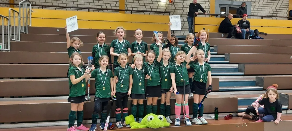 WU8 zu Gast beim Zebra Cup