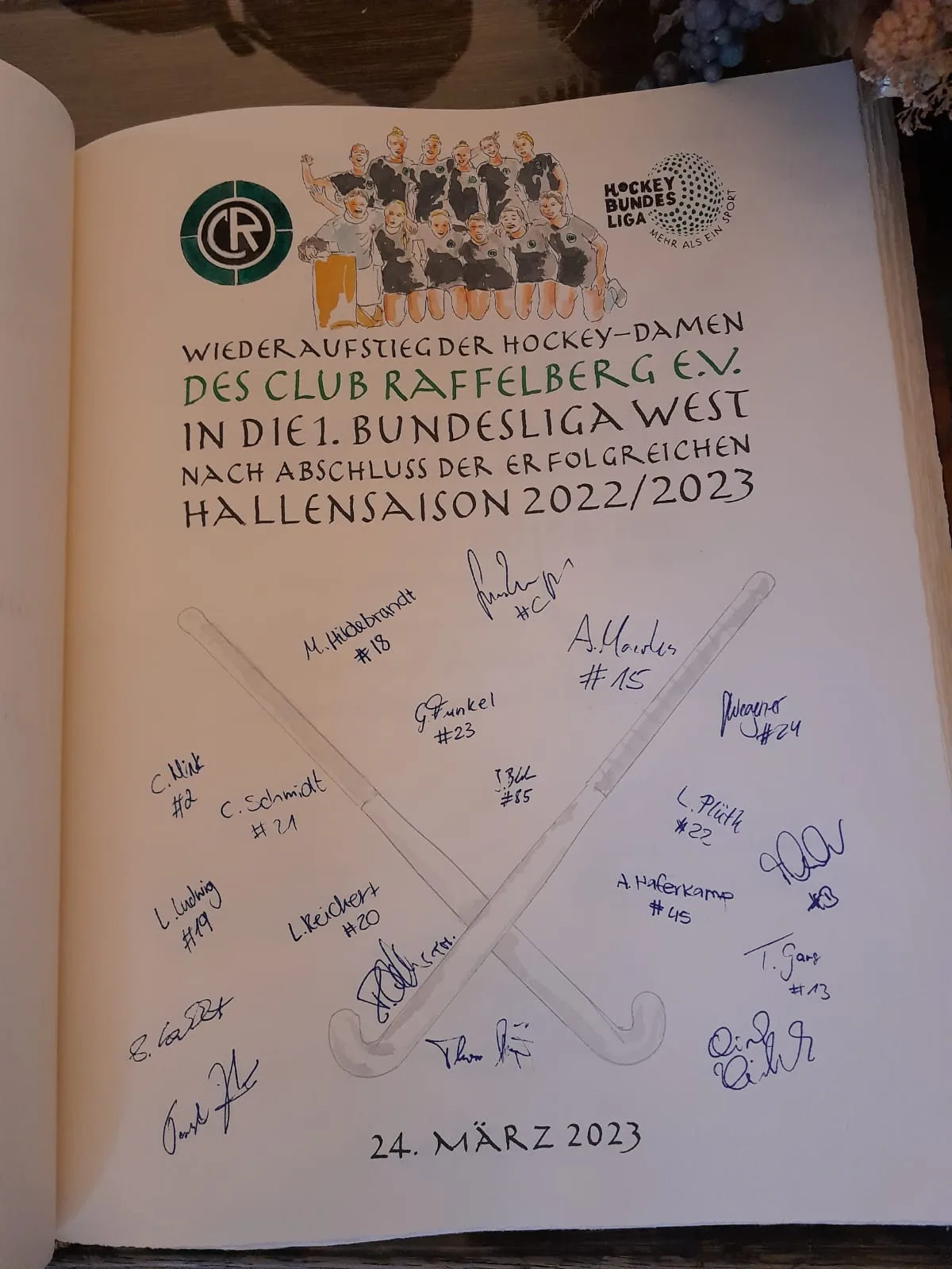 Erste Hockey-Damen des CR im Goldenen Buch der Stadt Duisburg!