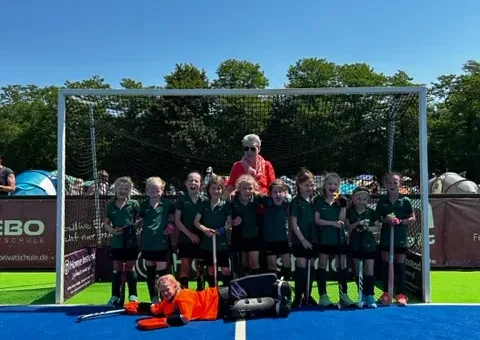 WU8 erfolgreich beim Niederrhein Pokal in Mönchengladbach