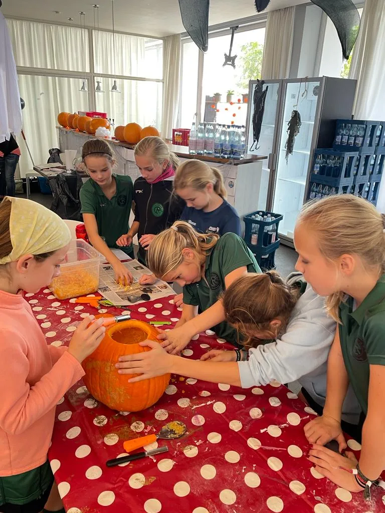 WU12 Teams erfolgreich auf dem Halloween Turnier von RW Köln