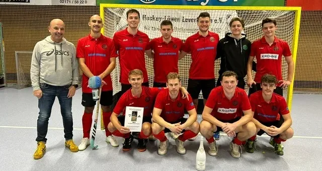 Herren werden bei der RHTC Indoor Challenge Zweiter