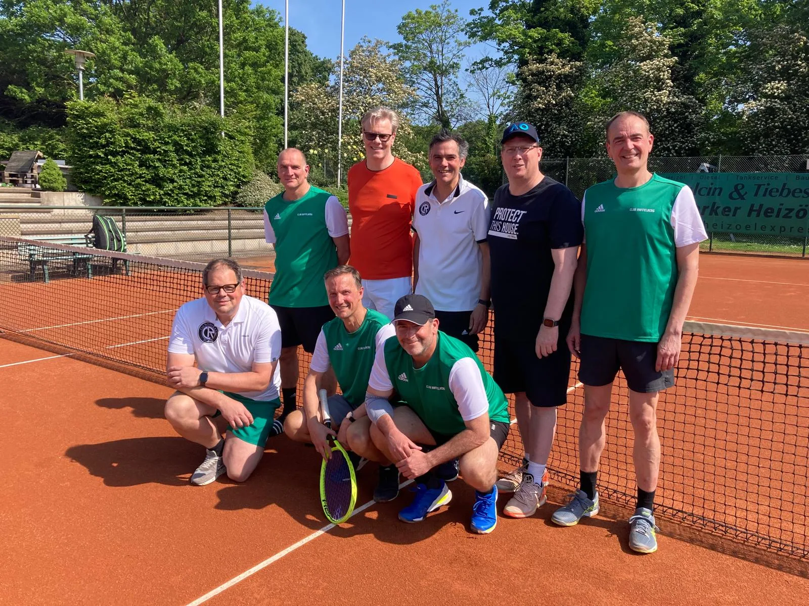 Erwachsenenteams