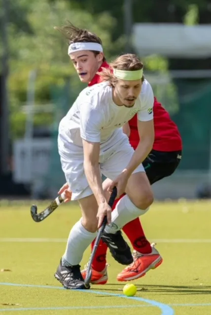 1.Herren gewinnen auch in Essen