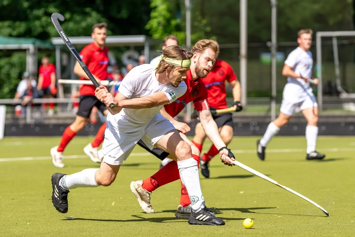 1.Herren gewinnen auch in Essen