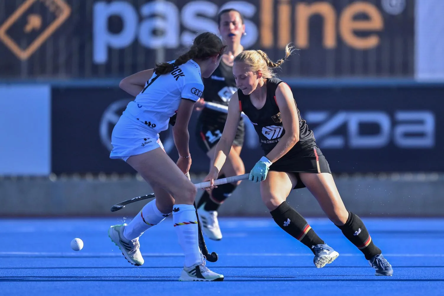 wU18 Sommerturnier und wU21 Europameisterschaft mit Raffelberger Beteiligung