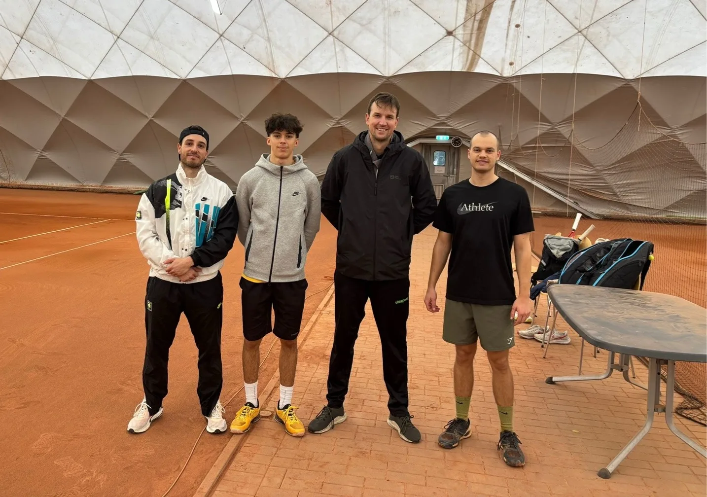 Erfolgreiches Wochenende für die Tennis Damen und Herren
