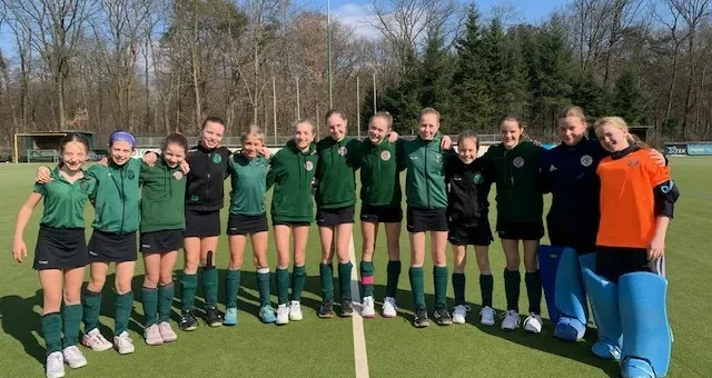 CR-Mädchen U12 glänzen bei Westdeutscher Meisterschaft – Vizetitel nach dramatischem Finale