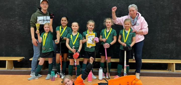 wU8 mit Schwung durch die Halle