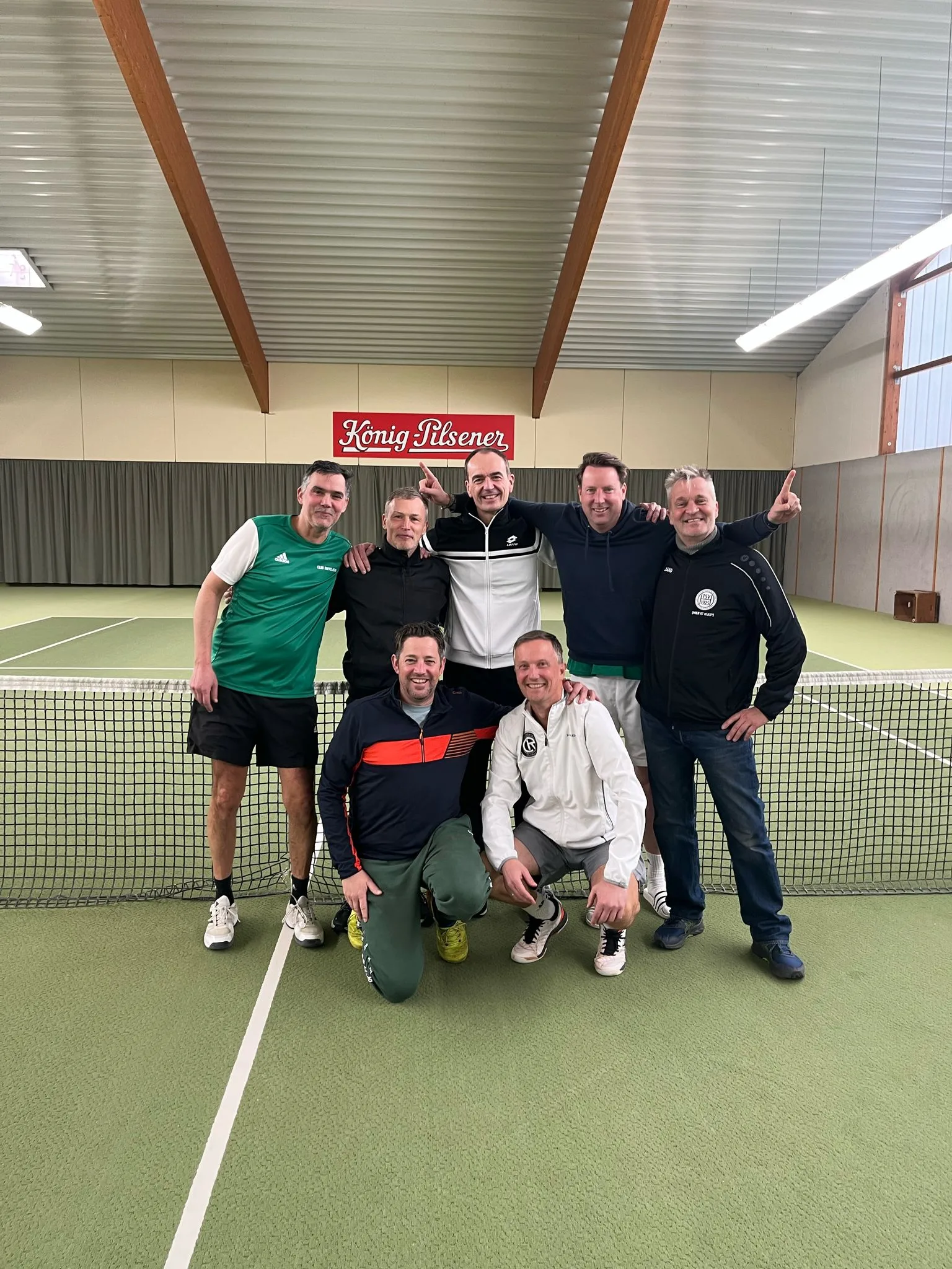 Winterrunde im Tennis in den letzten Zügen – Steigen auch die 1. Damen auf?