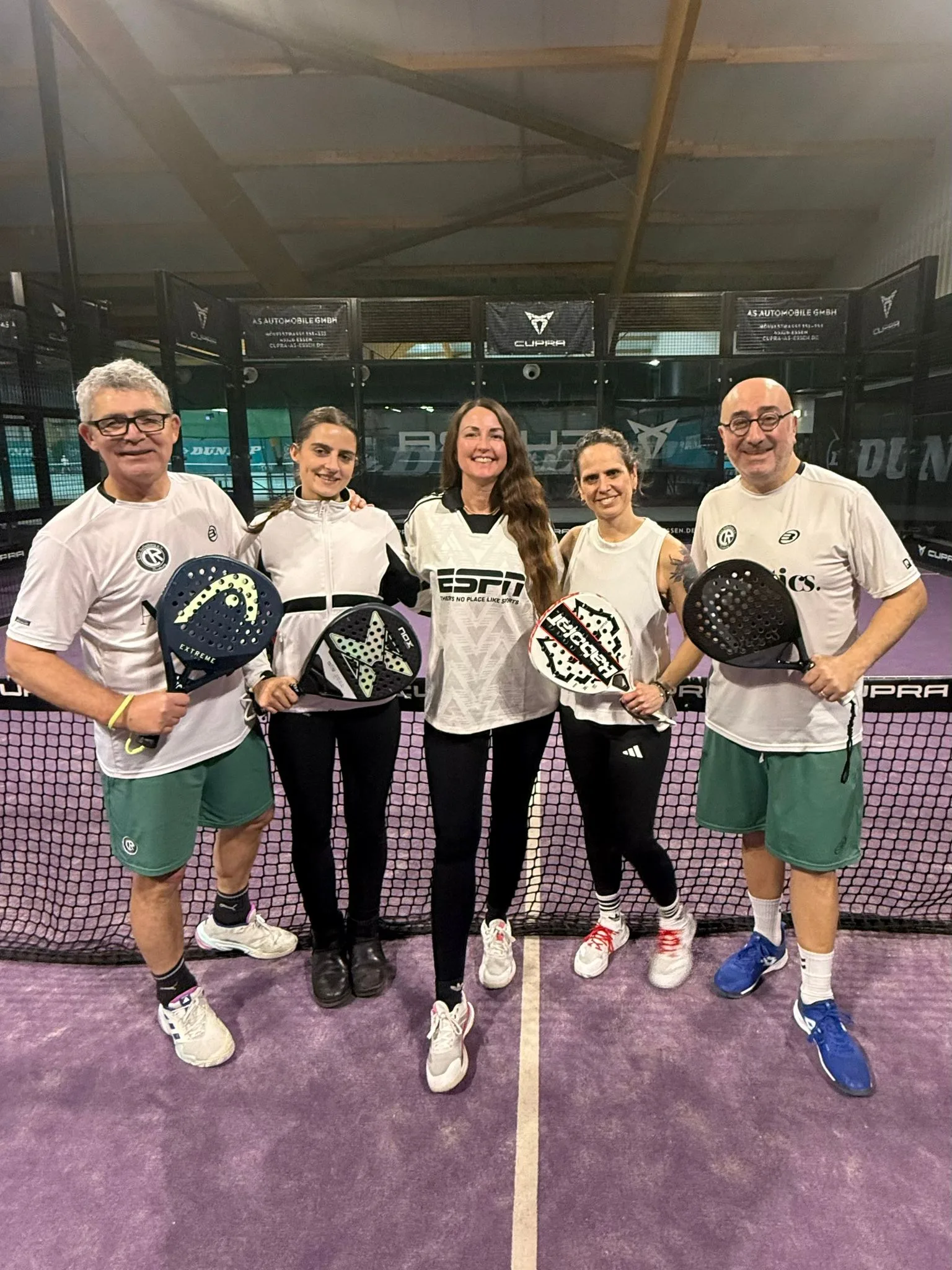 Erfolgreicher Saisonauftakt für die Padel-Mixed-Mannschaft