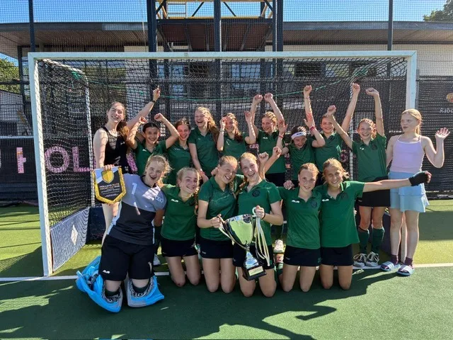WU14 (1) gewinnt den Holland Elite Hockey Cup