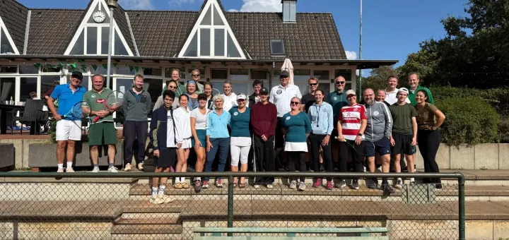 Tennis-Saisonabschluss mit ganz viel Spaß und Teamgeist