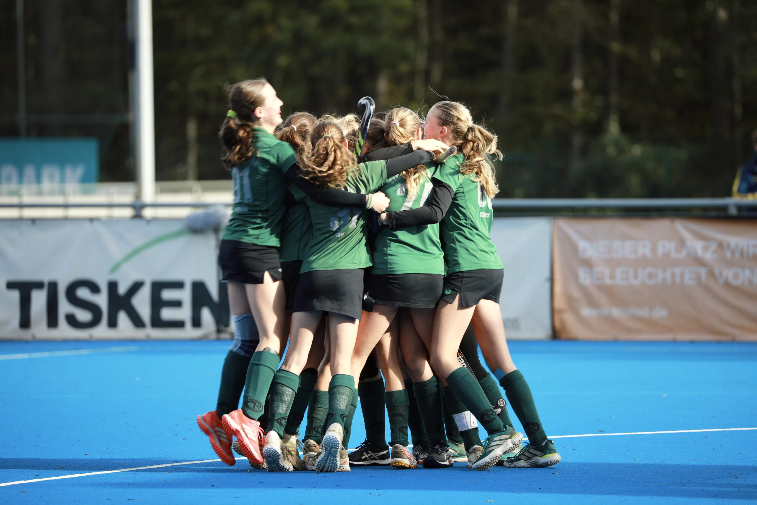 Hockey Youth Finals: WU14 holt den blauen Wimpel!
