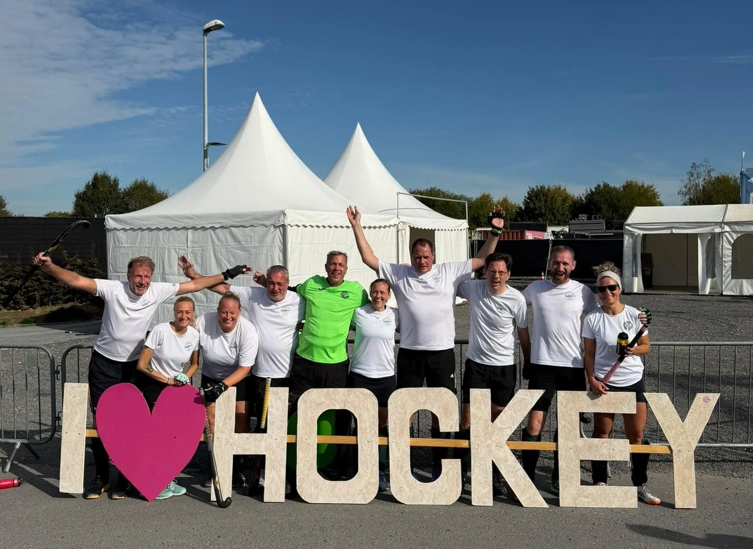 Die Mamas & Papas beim Elternhockeyfestival im Hockeypark